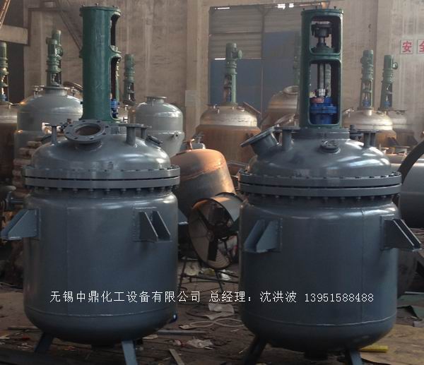 蒸汽加熱反應(yīng)釜、導(dǎo)熱油循環(huán)加熱反應(yīng)釜 