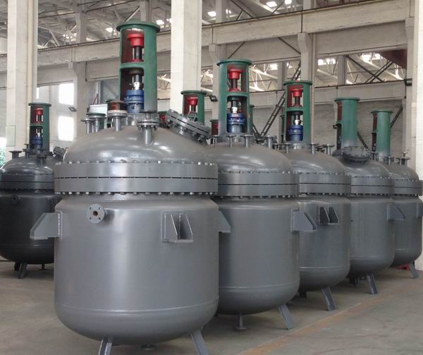 蒸汽加熱反應(yīng)釜、導(dǎo)熱油循環(huán)加熱反應(yīng)釜